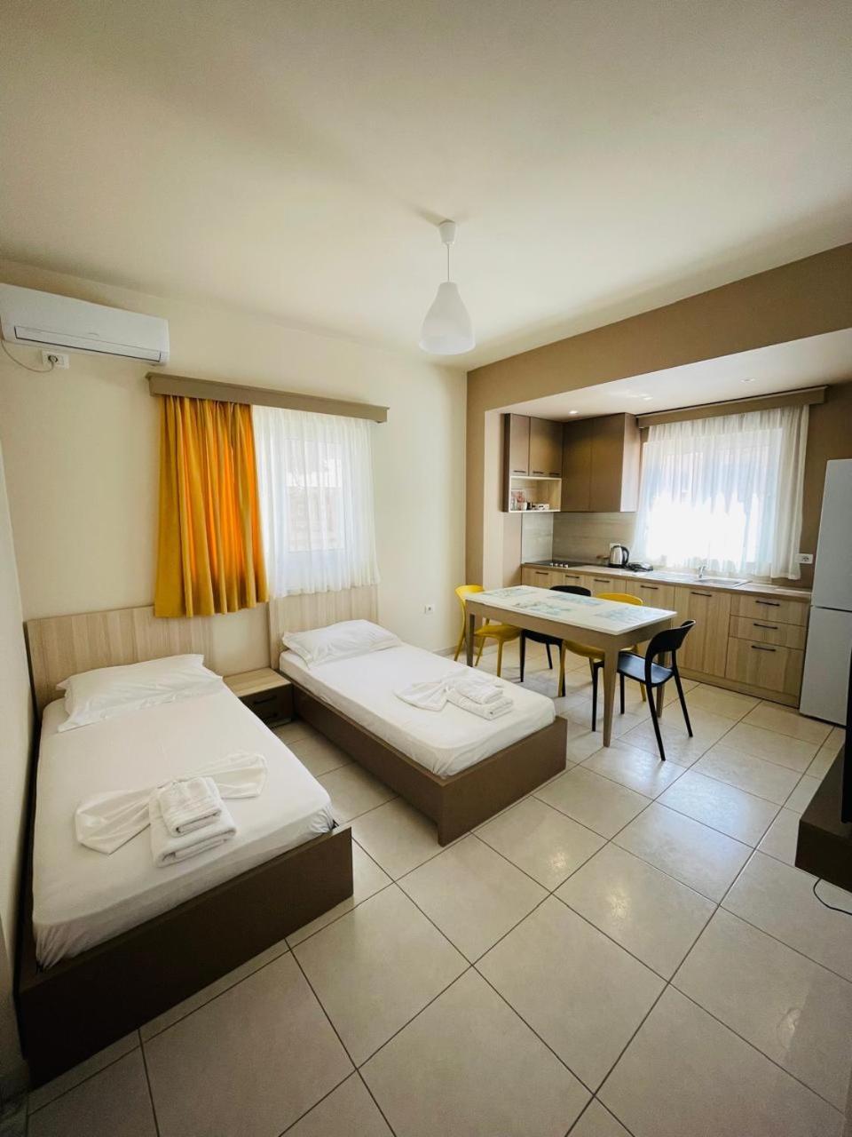 Eliona Apartments Саранда Екстер'єр фото